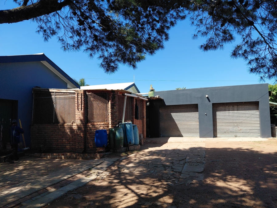 3 Bedroom Property for Sale in Bothasrus Eastern Cape